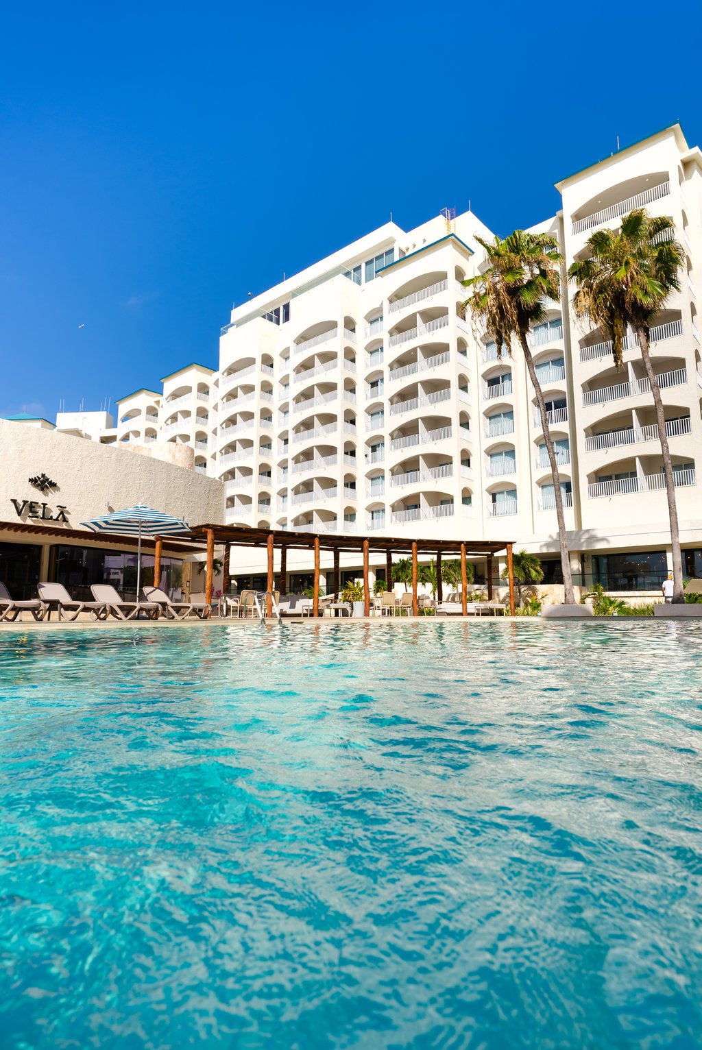 Signia by Hilton Diplomat Beach Resort
