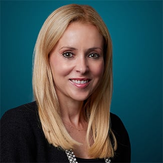 Headshot of Carolyn Metnick